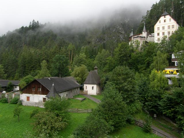 Zmek u Fernsteinsee